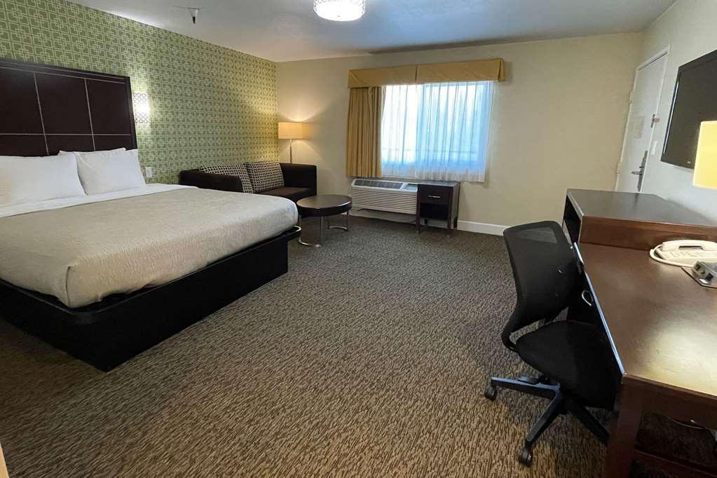 Quality Inn Ontario Airport Convention Center Bilik gambar
